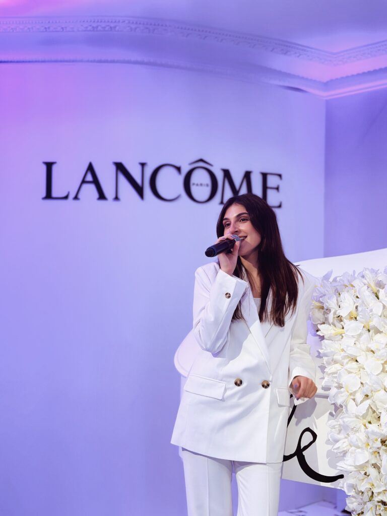 Laraland Experience pone la banda sonora al nuevo perfume de Lancome "La vie est bell"