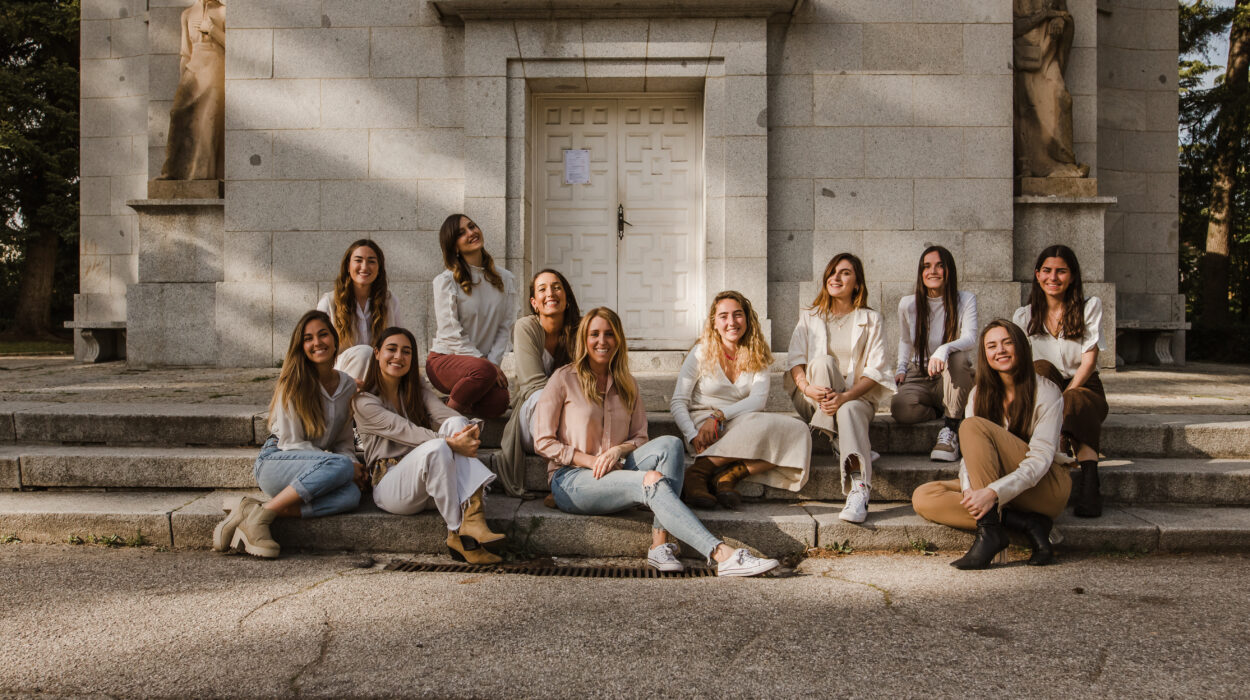 Armonía Divina: el viaje inspirador de 25 mujeres cantoras de canciones religiosas