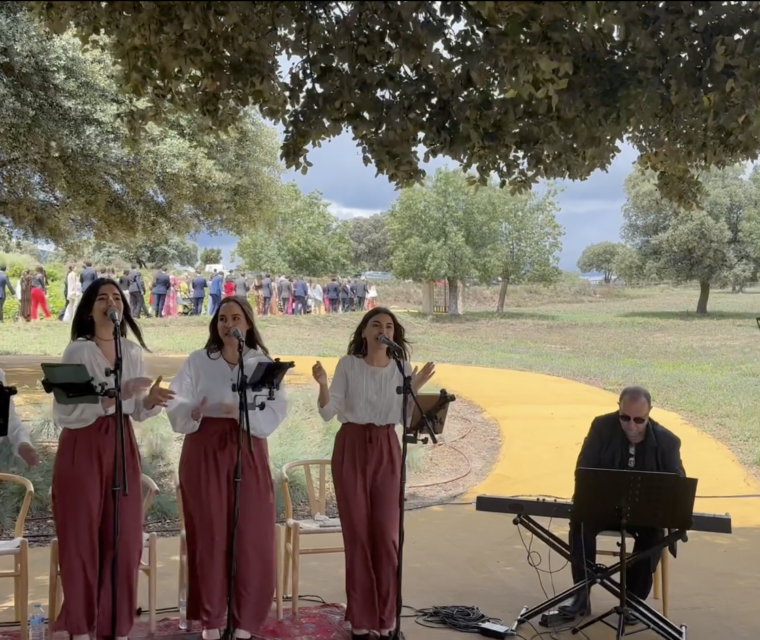 Coro Laraland