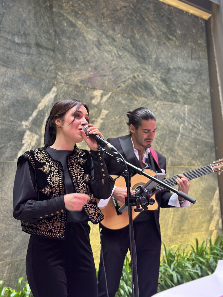Laraland Experience Pone Un Toque Flamenco en los Premios TELVA Belleza.