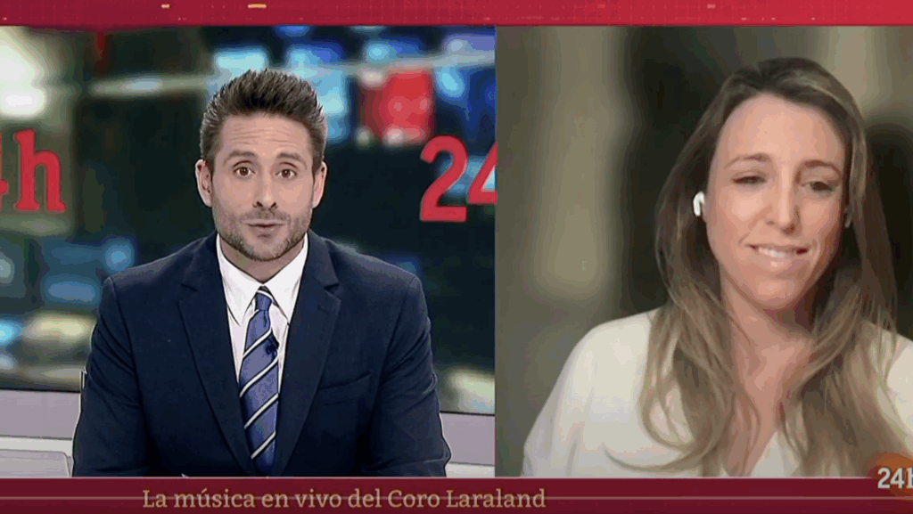 Lara Alcázar, Fundadora del Coro Laraland Entrevistada en los Informativos 24H